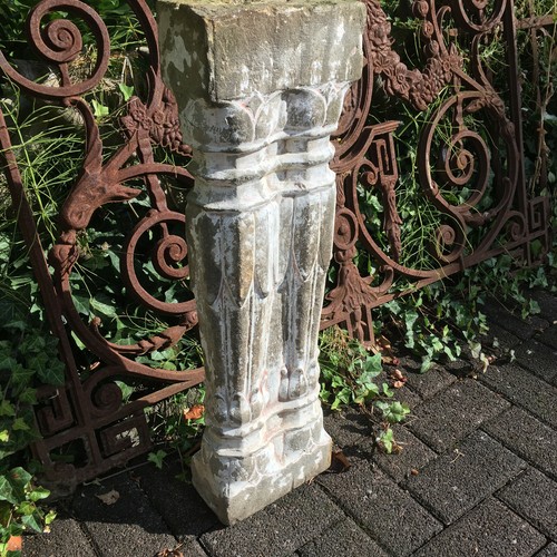 Antike steinsäule sakral - antike,