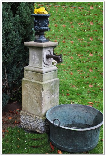 Brunnen säule quelle - brunnen,